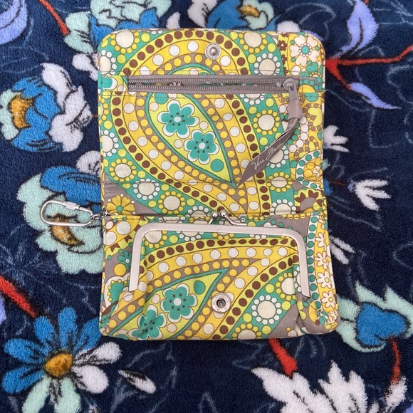 Vera Bradley card/key case - Picture 2 of 4